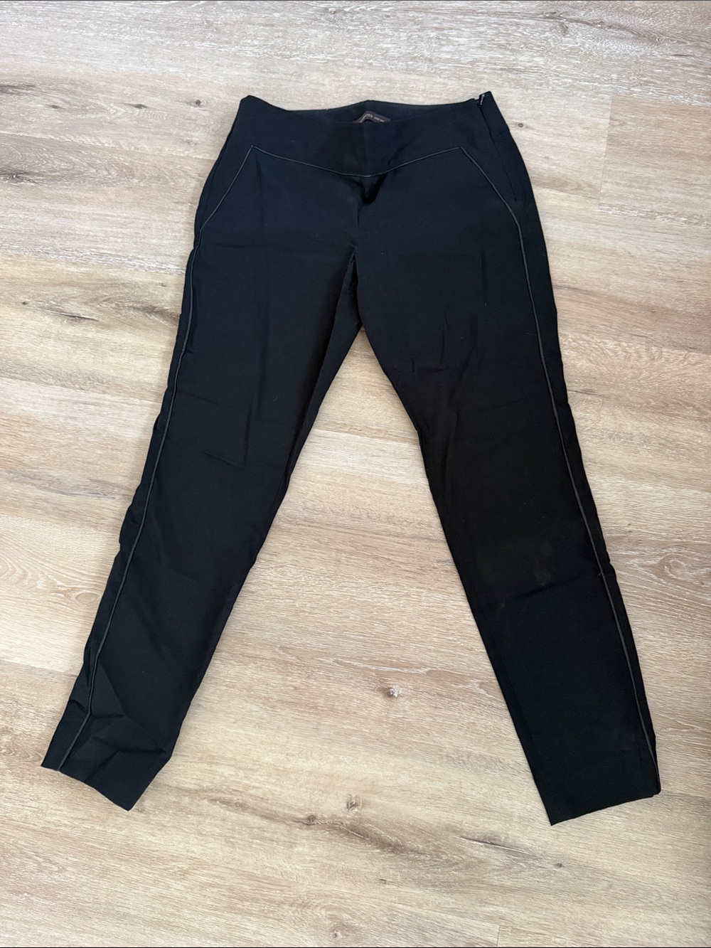 The Limited Black Skinny Ponte Pants